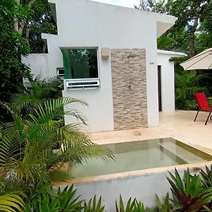 Ixchel Private Pool Сasa de vacaciones